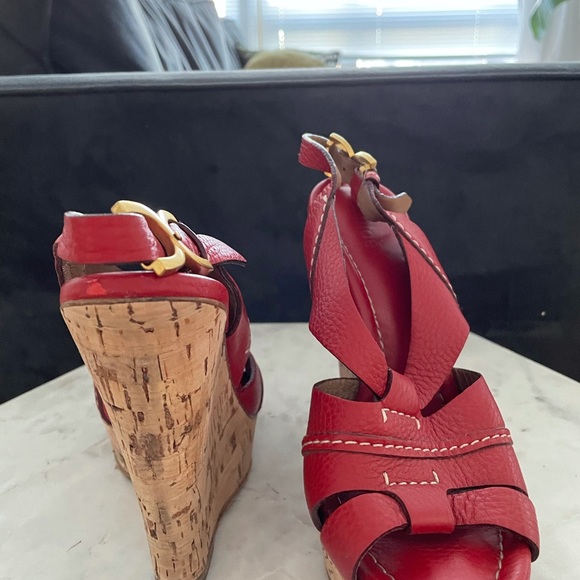 Chloe size 9 red leather wedges - Picture 2 of 5
